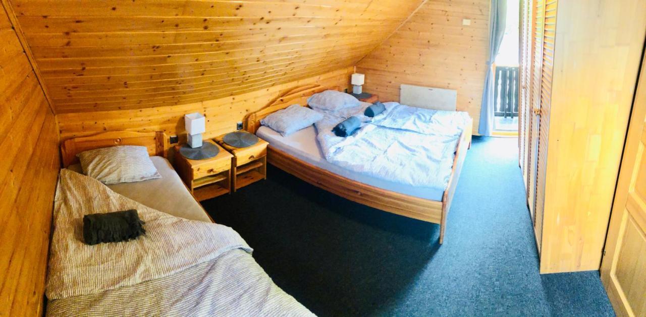 Holiday Cottage Krishtan ポドチェトルテク エクステリア 写真