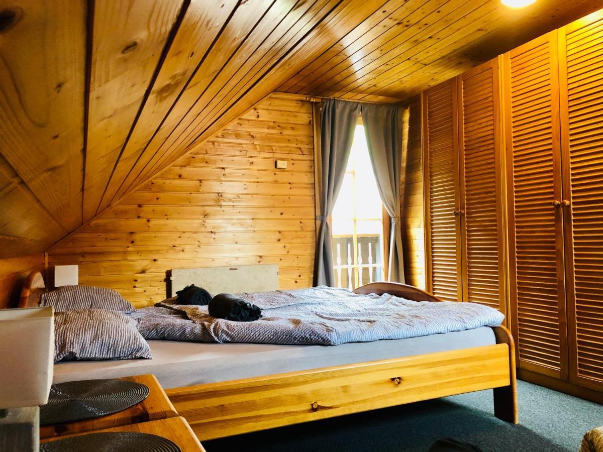 Holiday Cottage Krishtan ポドチェトルテク エクステリア 写真